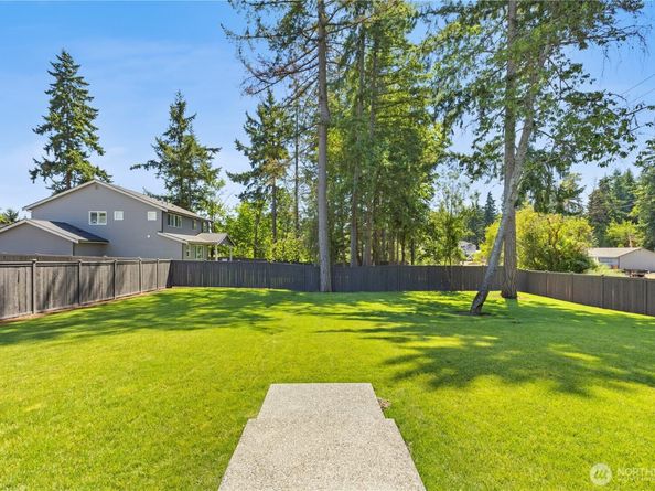 541 SW 366th Street 1, Federal Way WA 98023