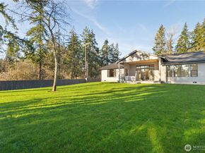 541 SW 366th Street 1, Federal Way WA 98023