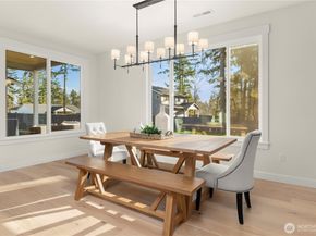 541 SW 366th Street 1, Federal Way WA 98023