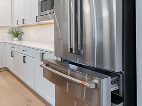 541 SW 366th Street 1, Federal Way WA 98023
