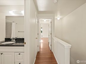 12828 SE 41st Lane C103, Bellevue WA 98006