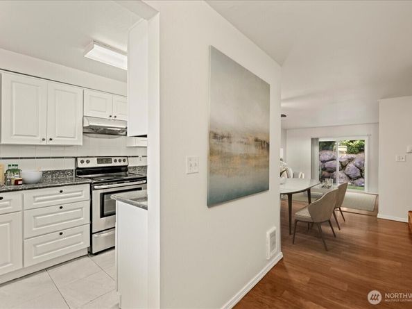 12828 SE 41st Lane C103, Bellevue WA 98006