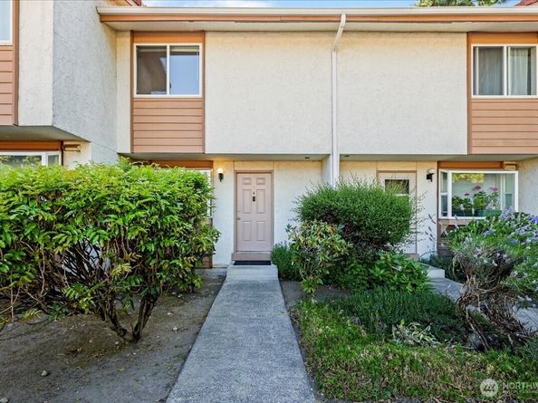 12828 SE 41st Lane C103, Bellevue WA 98006
