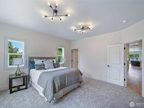 12019 44th Avenue S, Tukwila WA 98168