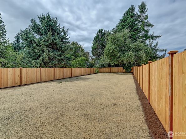 12019 44th Avenue S, Tukwila WA 98168