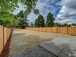 12019 44th Avenue S, Tukwila WA 98168