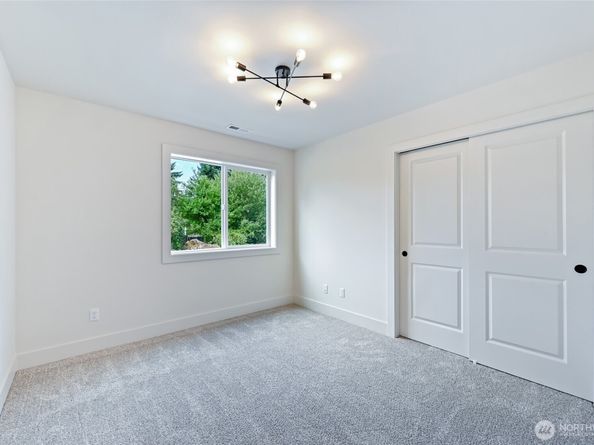 12019 44th Avenue S, Tukwila WA 98168