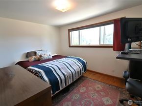 9417 38th Avenue S, Seattle WA 98118