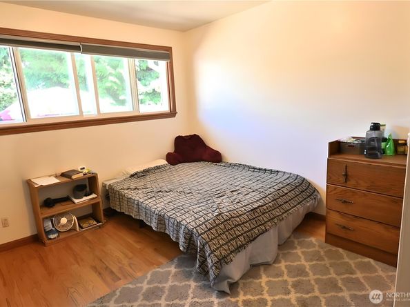 9417 38th Avenue S, Seattle WA 98118