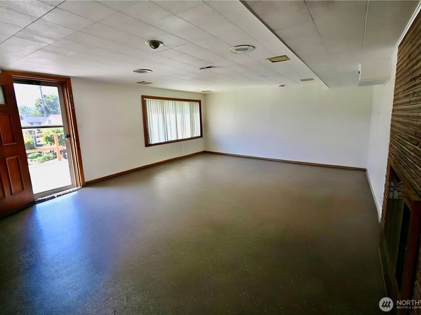 9417 38th Avenue S, Seattle WA 98118