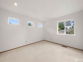 12759 Plateau Cir NW, Silverdale WA 98383