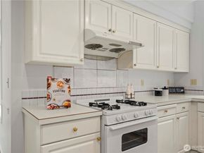 12759 Plateau Cir NW, Silverdale WA 98383