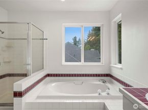 12759 Plateau Cir NW, Silverdale WA 98383
