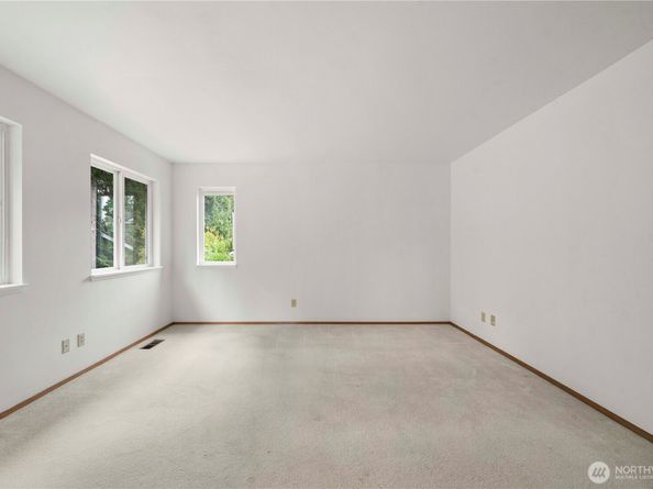 12759 Plateau Cir NW, Silverdale WA 98383