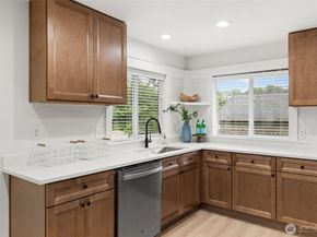 280 Flower Meadows Street, Port Orchard WA 98366