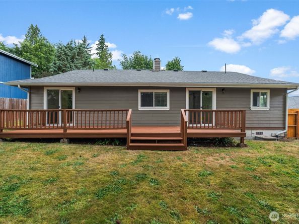 280 Flower Meadows Street, Port Orchard WA 98366
