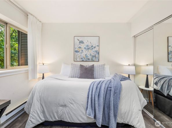 9805 Avondale Road NE L238, Redmond WA 98052
