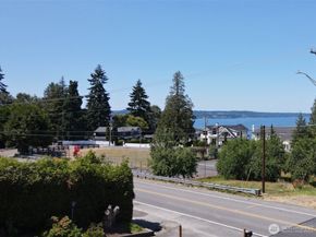 3620 W Mukilteo Boulevard F, Everett WA 98203