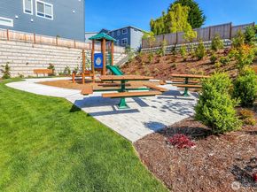 3620 W Mukilteo Boulevard F, Everett WA 98203