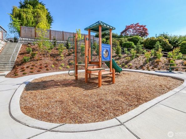 3620 W Mukilteo Boulevard F, Everett WA 98203