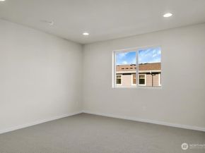 3620 W Mukilteo Boulevard F, Everett WA 98203