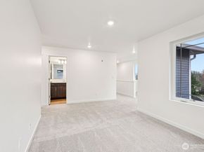 10304 6th Place SE SW 13, Lake Stevens WA 98258