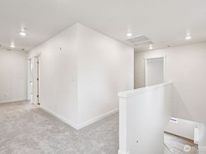 10304 6th Place SE SW 13, Lake Stevens WA 98258