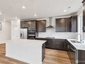10304 6th Place SE SW 13, Lake Stevens WA 98258