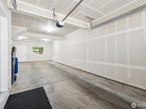 19225 Damson Road C2, Lynnwood WA 98036