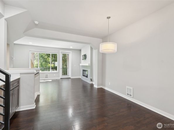 19225 Damson Road C2, Lynnwood WA 98036
