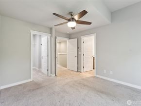 19225 Damson Road C2, Lynnwood WA 98036
