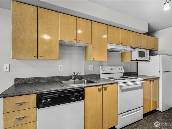 425 Vine Street 421, Seattle WA 98121