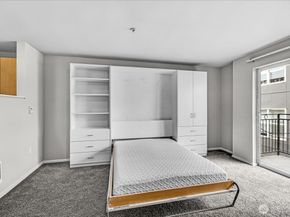 425 Vine Street 421, Seattle WA 98121