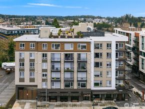 11903 NE 128th Street 205, Kirkland WA 98034
