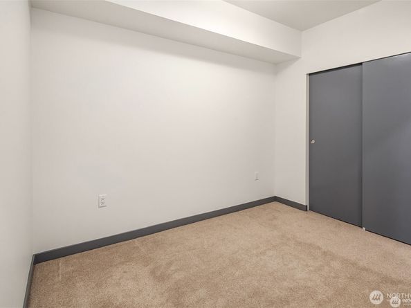 11903 NE 128th Street 205, Kirkland WA 98034