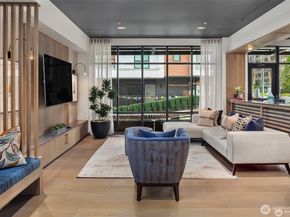 11903 NE 128th Street 205, Kirkland WA 98034
