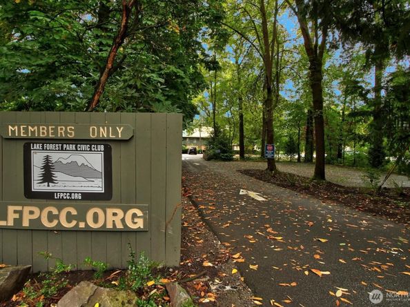 3730 NE 194th Street, Lake Forest Park WA 98155