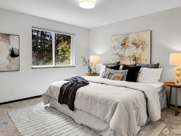 3730 NE 194th Street, Lake Forest Park WA 98155