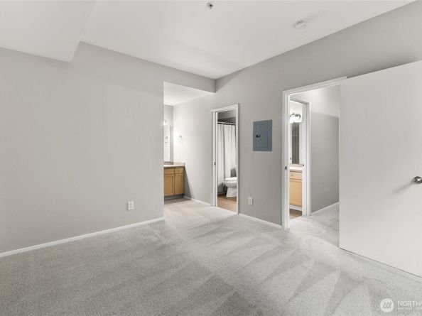 3926 243rd Place SE H201, Bothell WA 98021