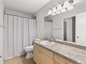 3926 243rd Place SE H201, Bothell WA 98021