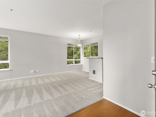 3926 243rd Place SE H201, Bothell WA 98021