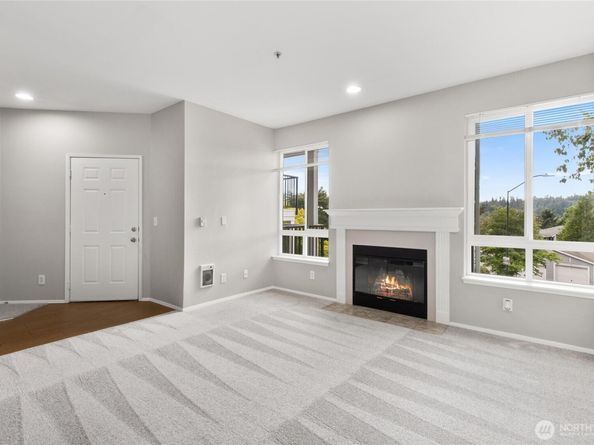 3926 243rd Place SE H201, Bothell WA 98021