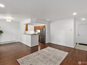 15415 35th Avenue W B102, Lynnwood WA 98087