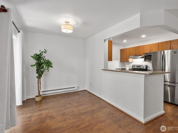 15415 35th Avenue W B102, Lynnwood WA 98087