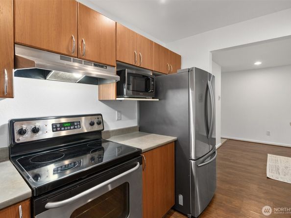 15415 35th Avenue W B102, Lynnwood WA 98087