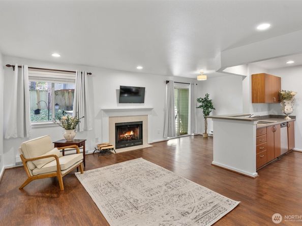 15415 35th Avenue W B102, Lynnwood WA 98087