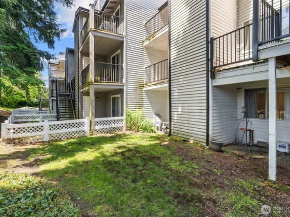 15415 35th Avenue W B102, Lynnwood WA 98087