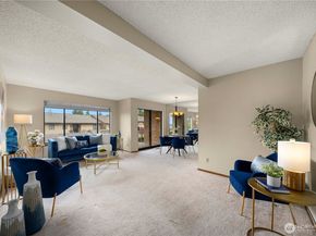 10637 Glen Acres Drive S 10637, Seattle WA 98168