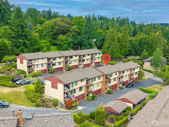 10637 Glen Acres Drive S 10637, Seattle WA 98168