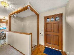 10637 Glen Acres Drive S 10637, Seattle WA 98168